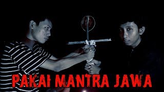 MAIN JELANGKUNG PAKAI MANTRA JAWA?!