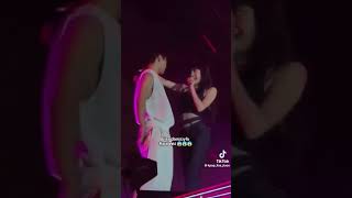 Black Pink Üyesi Lisa Dansçıyla Flort Etti