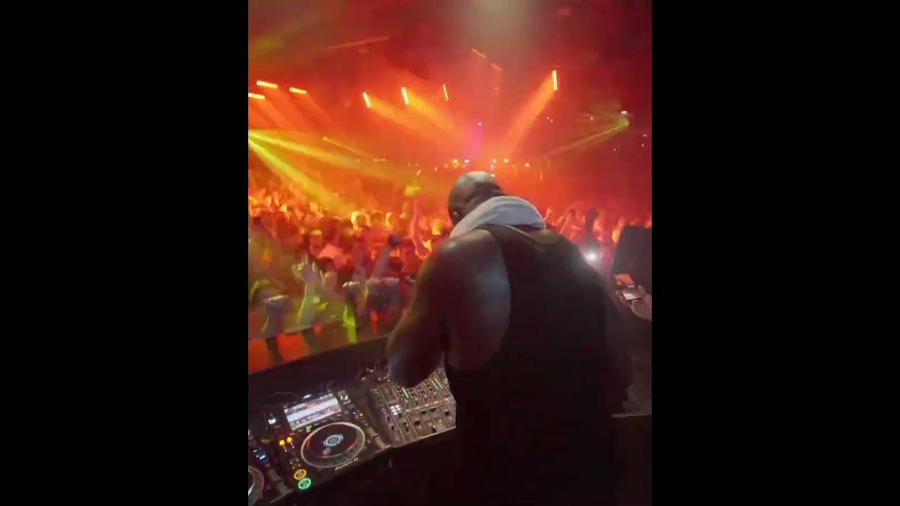 DJ Diesel aka Shaquille O'Neal brought Bootshaus down! 🔥🔥