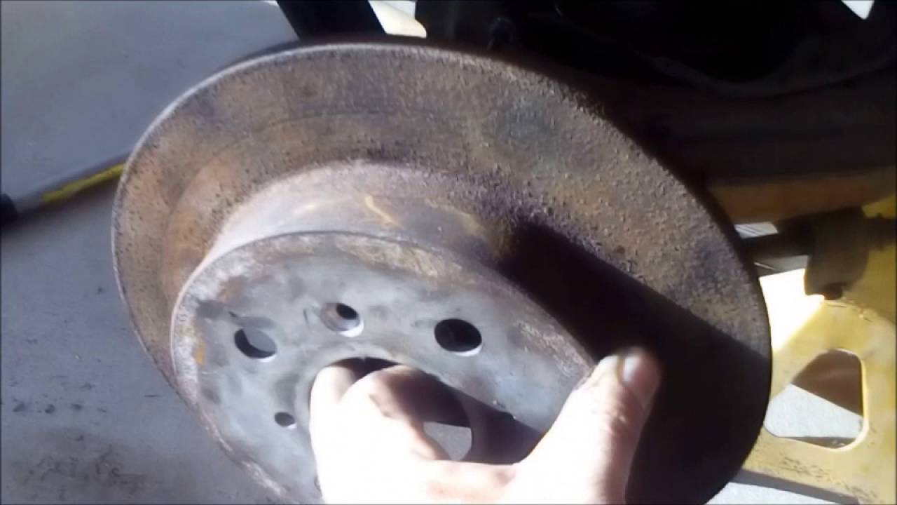 Rear 4x100 disc conversion part 2 (daihatsu mira) - YouTube
