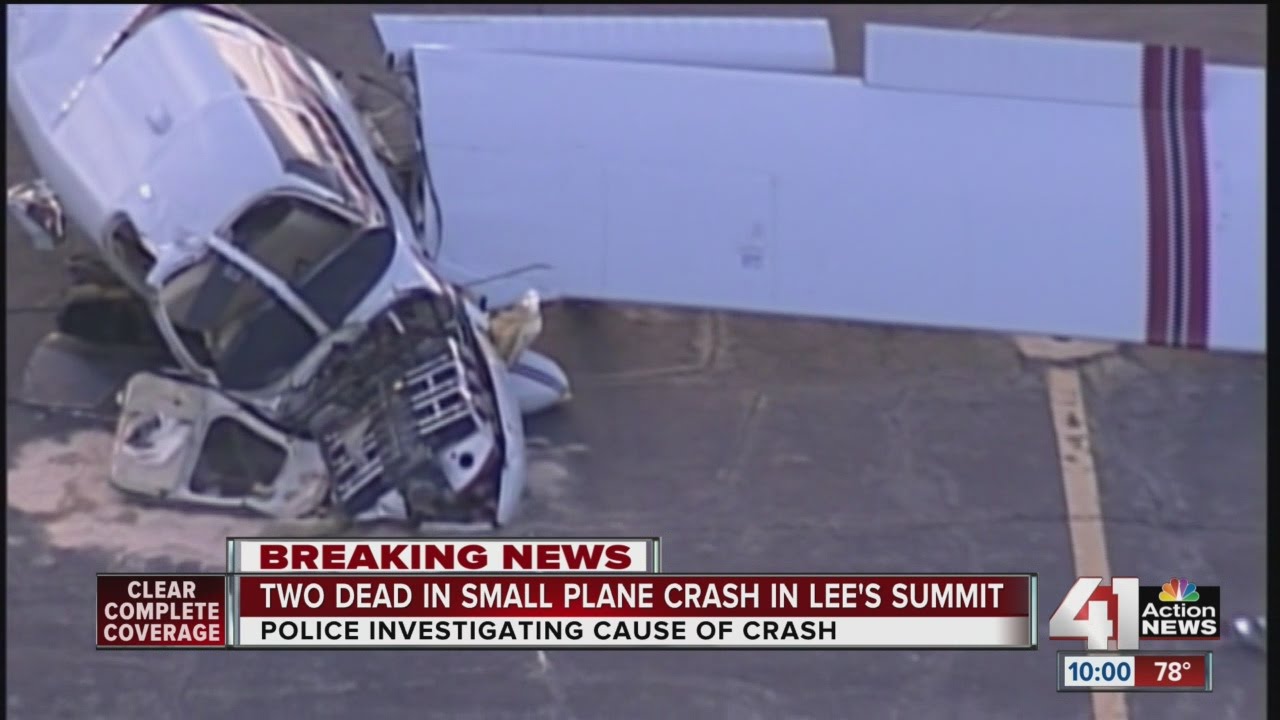 2 dead after plane crash at Lee's Summit airport - YouTube