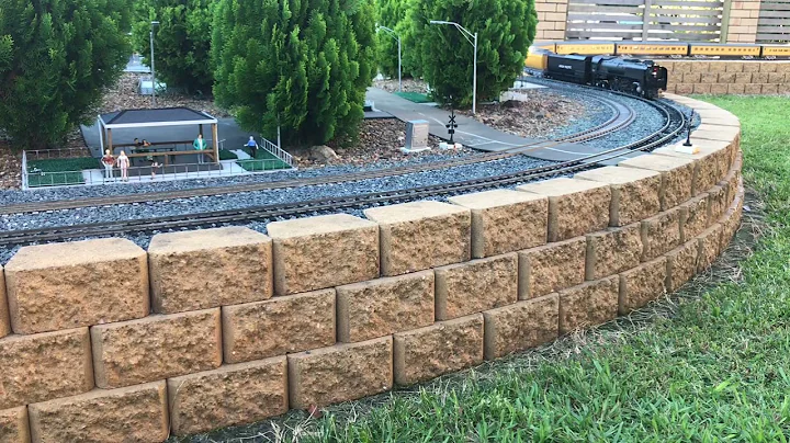 USA trains FEF-3 UP844.