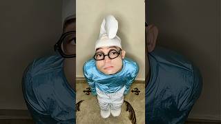 Küfür Etmek Yok Gözlüklü Şi̇ri̇n