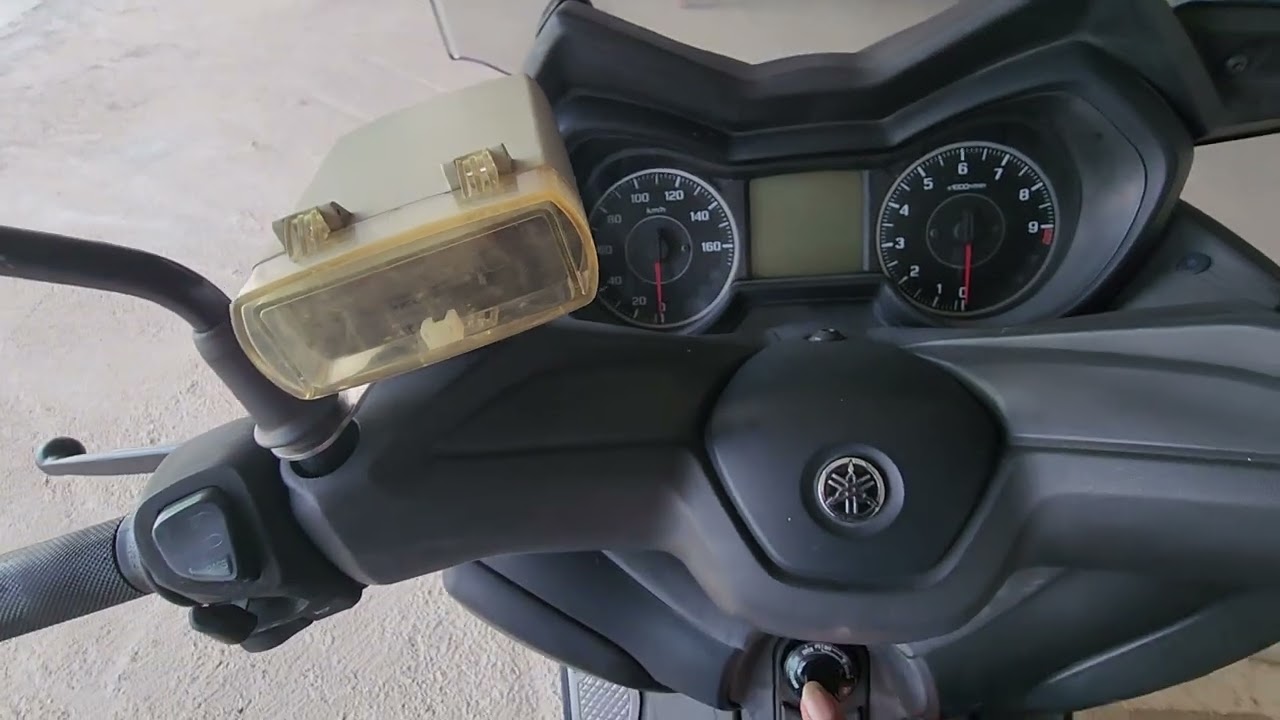 XMAX 300 ..lost key..how to start your bike