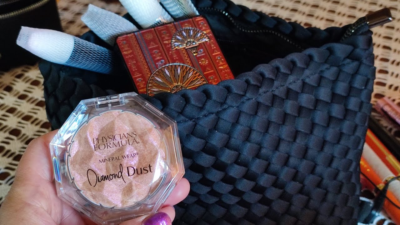 АСМР 🧚 Что в косметичке 🧚 Близкий шепот 💋