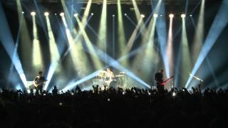 Video thumbnail of "Muse - Futurism [Live from Zepp Tokyo]"