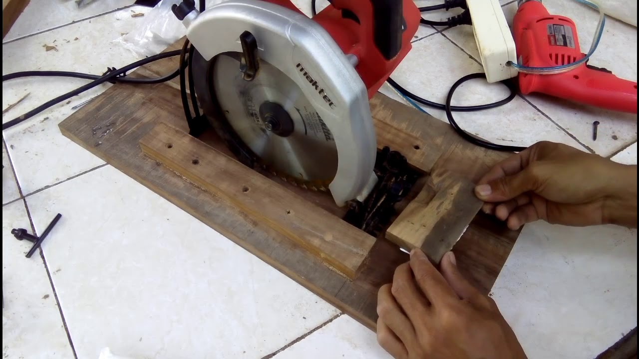 Cara Praktis Membuat Meja Gergaji Agar Mudah Dalam Bongkar 