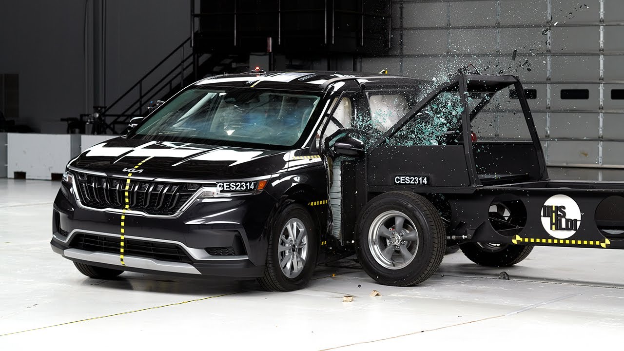 2024 Kia Carnival updated side IIHS crash test YouTube