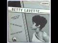 Bettye Lavette Let Me Down Easy mp3