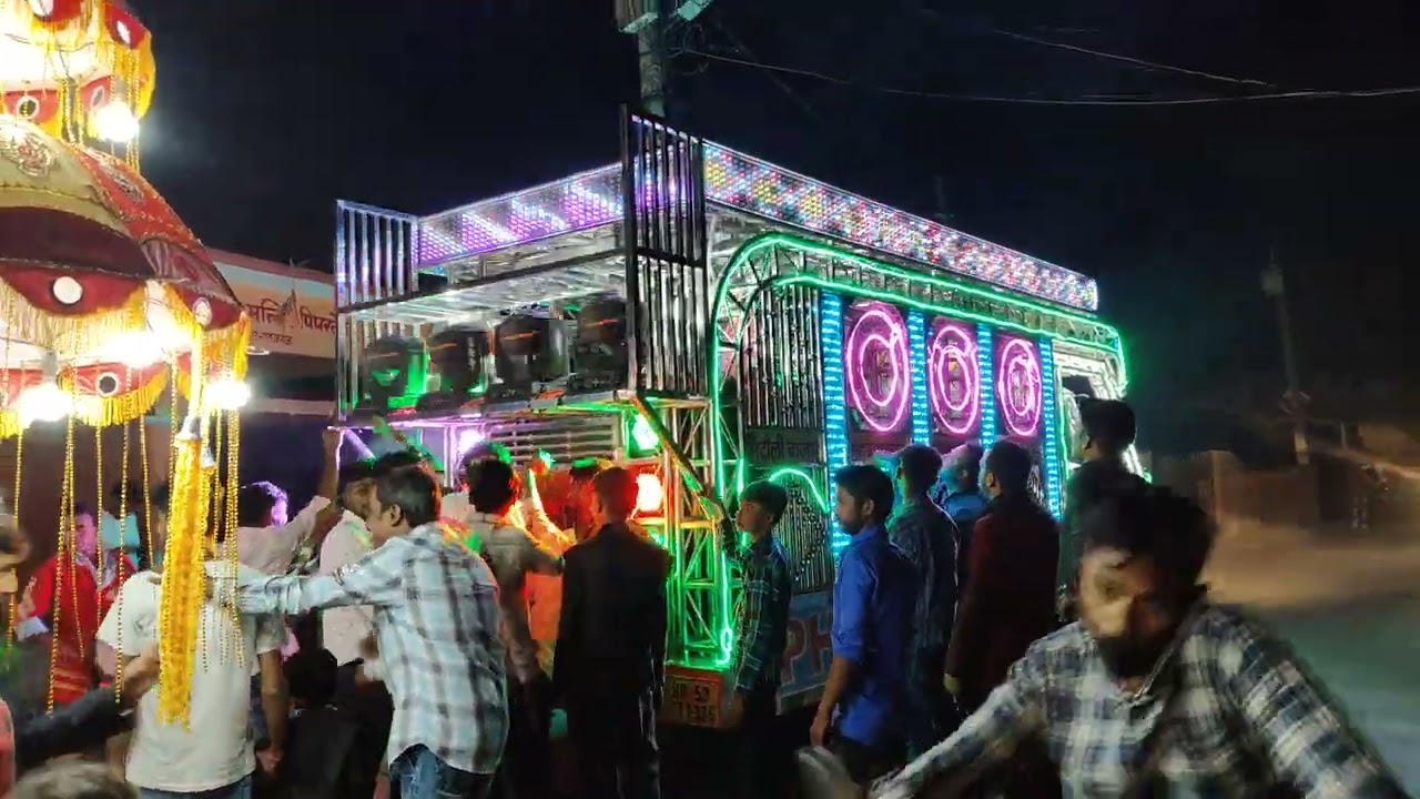 phekoo band bhitauli bazar Maharajganj Mob 6306956768