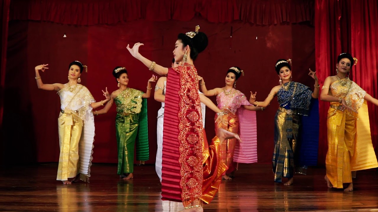 การแสดงชุด สุวรรณหงส์ ตอน สุวรรณหงส์ชมถ้ำ ระบำนพรัตน์2