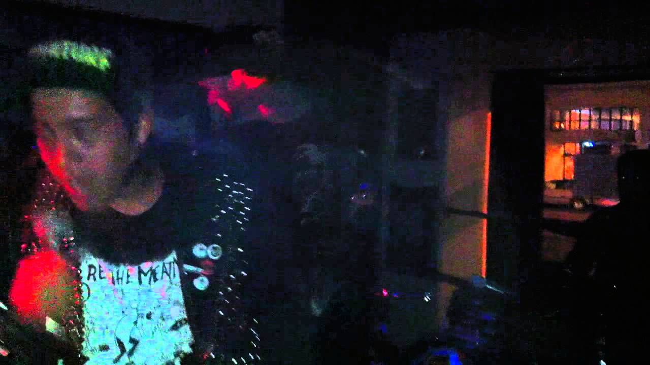 ErKMa - Skate Non-stop @ Johnny V's 1/19/14