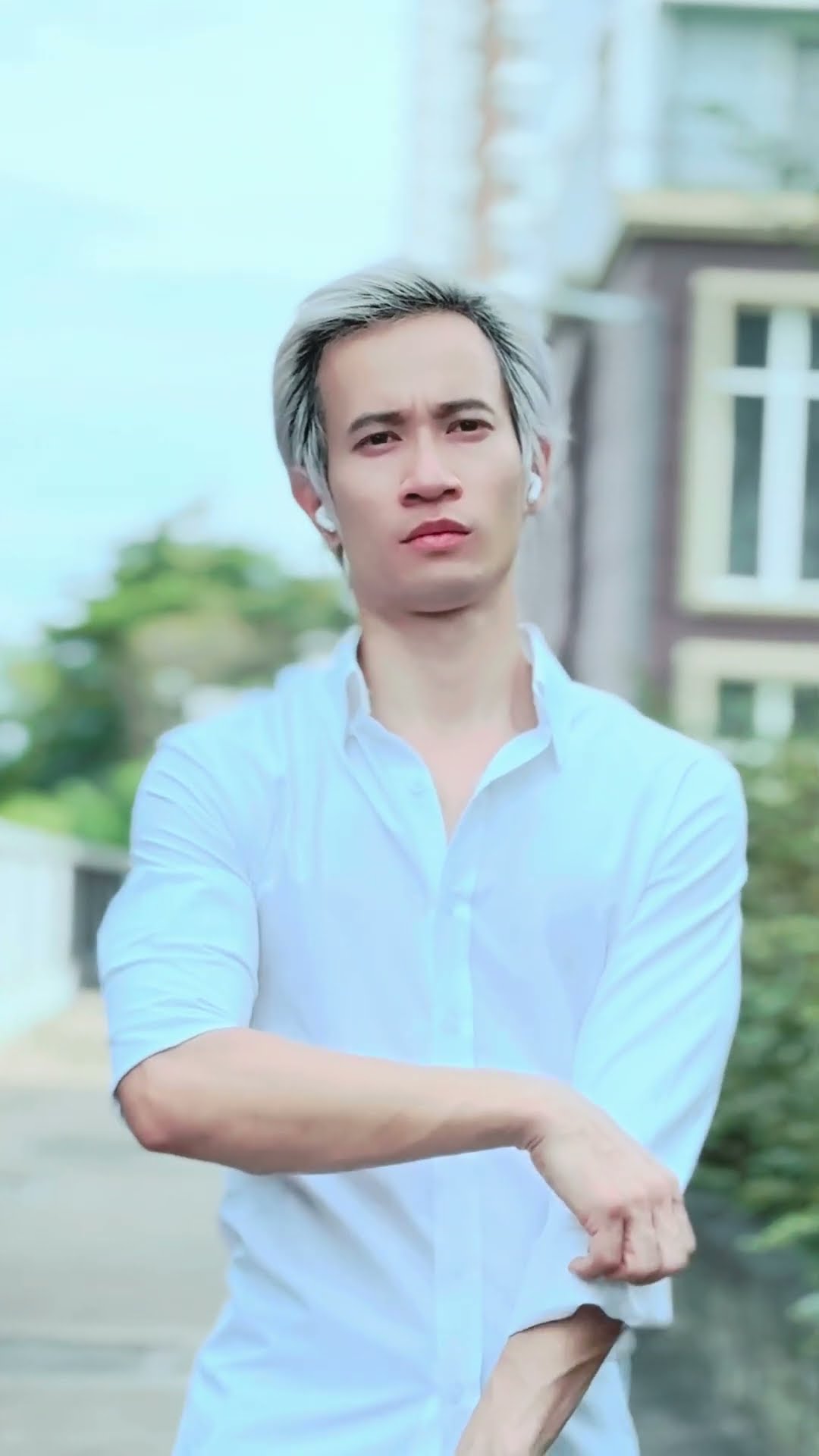 Anh hùng rơm...