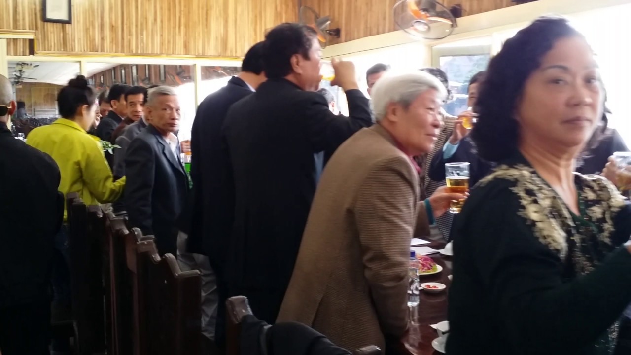 sen đầm trị 2022 New Làng Wutha lại tụ tập