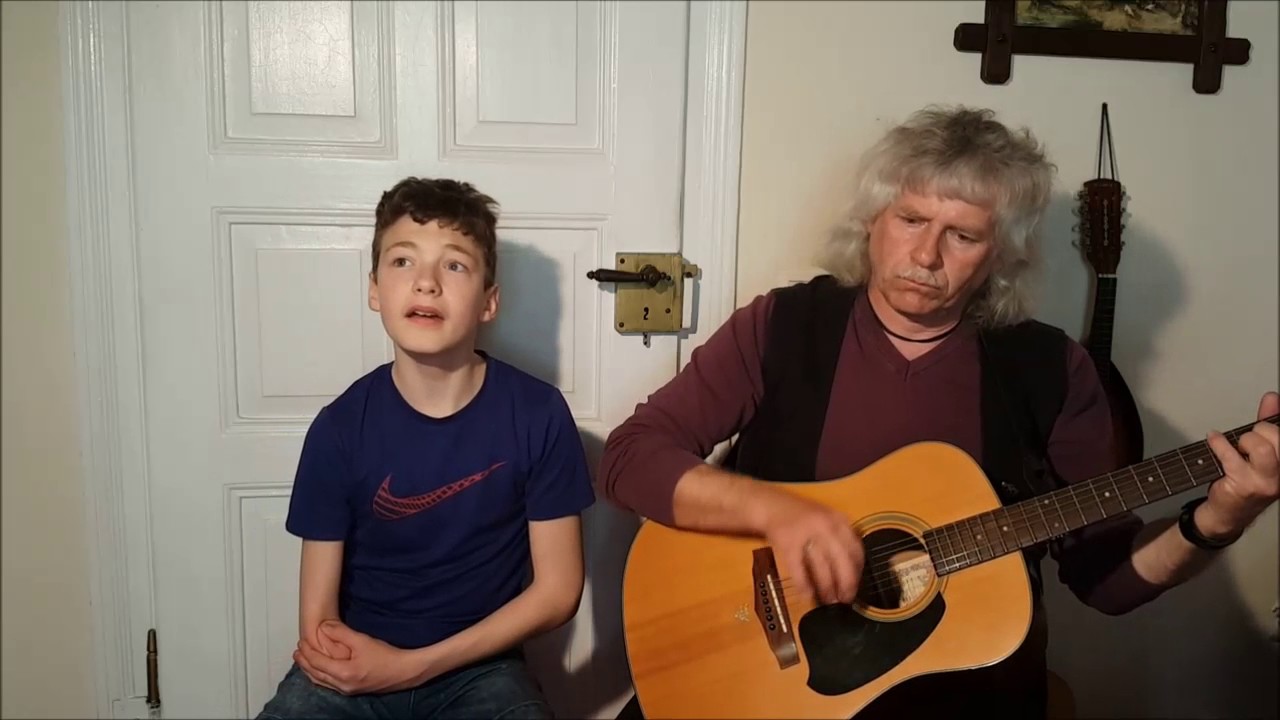 Far Far Away - Slade  (Acoustic Cover)