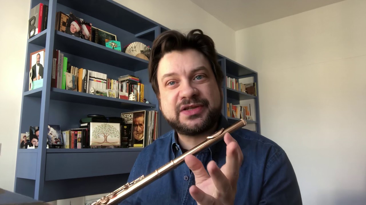 АНДРЕА ОЛИВА дает несколько советов по разминке