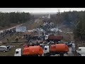 Тысячи мирных людей в Єнергодаре перекрыли российским оккупантам дорогу