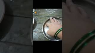 Easy Experiment (Repel glitter with dish soap)#shortvideo #scienceexperiment#science #experiment#mag