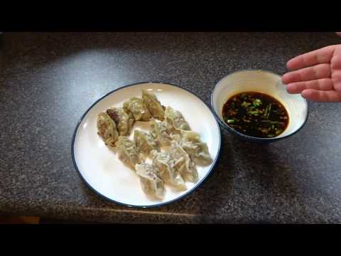 How to Make Chinese Dumplings (Potstickers) (Guo Tie) Fast and Easy