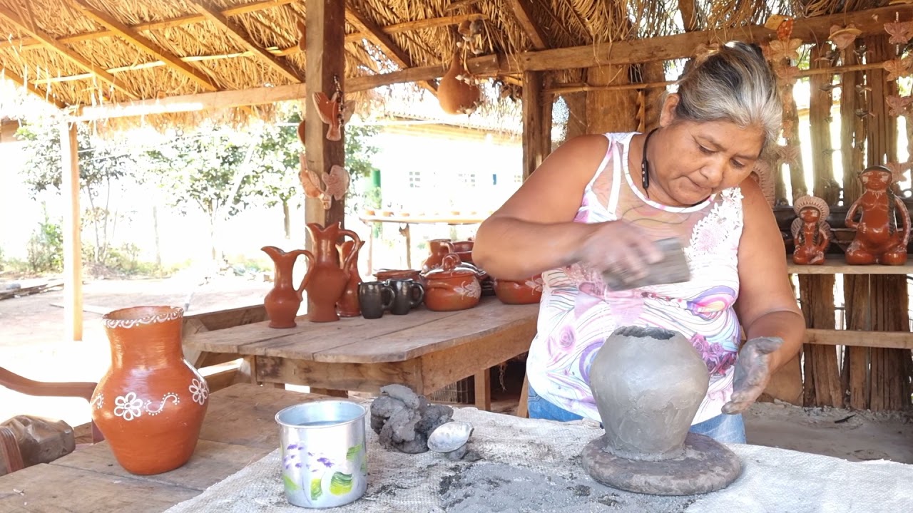 Arte Indígena na Cerâmica -  Rosenir Batista