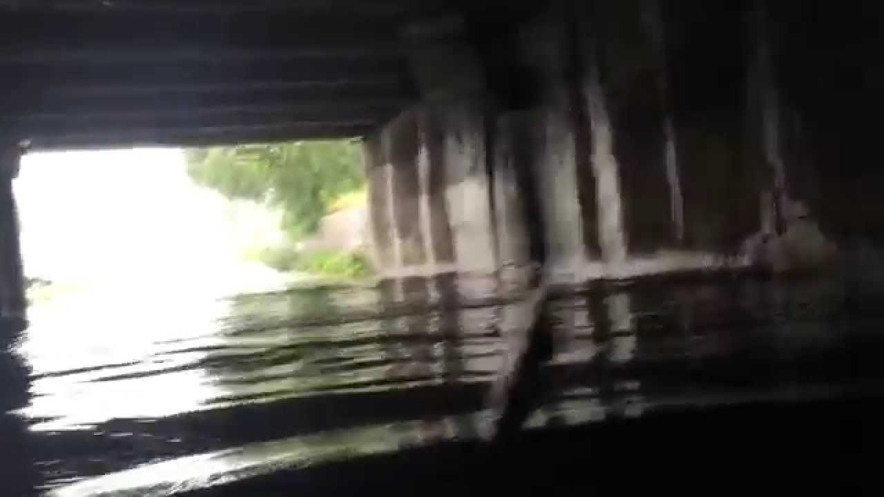 Range Rover Evoque in water