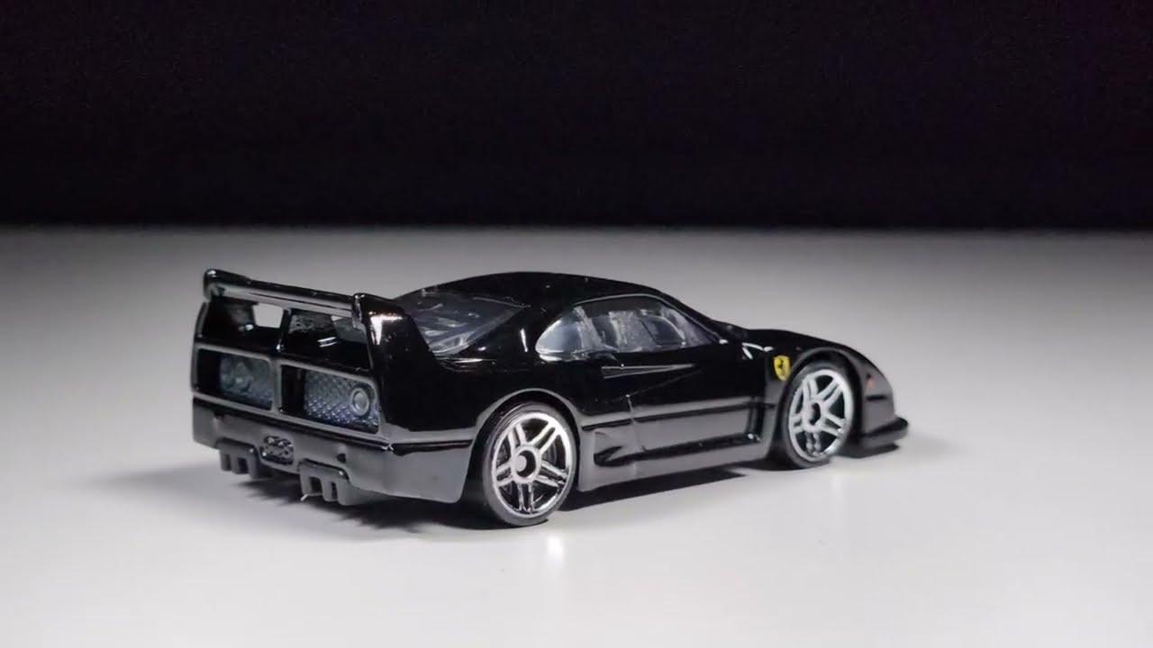 Hotwheels 2026Ferrari F40 competizione ① Hot Wheels 2026 Case C Ferrari F40 Competizion Black - Short Card