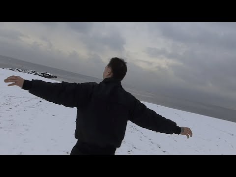 SASHA TRAUTVEIN Falling Official Video