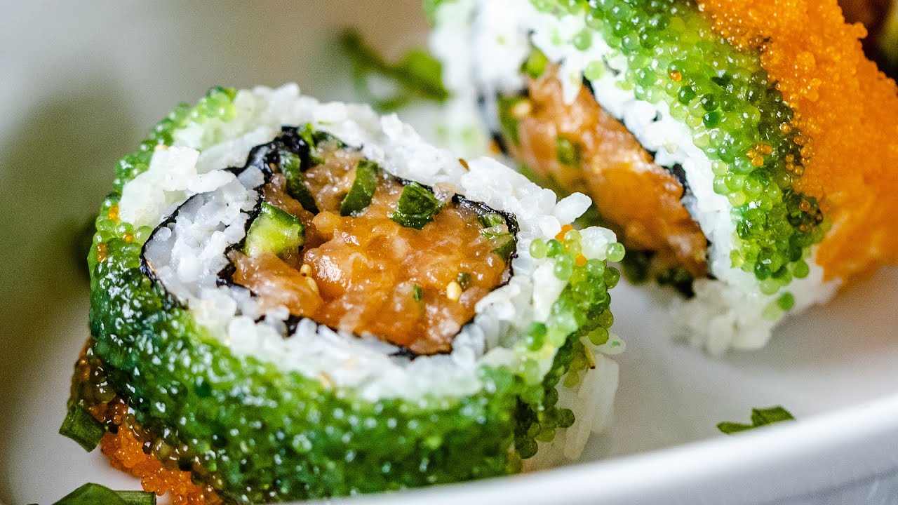 Spicy Salmon Sushi Roll With Masago And Tobiko Roes Youtube Spicy Salmon Sushi Roll With Masago And Tobiko Roes Youtube