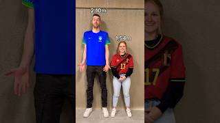 Thumbnail for MICHIEL vs FRIENDS 📏🙈