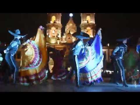 Tradicional baile del Jarabe Tapatio