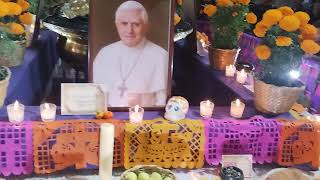 Ofrenda a los Fieles Difuntos, parroquia del Sagrario, Centro Histórico, CDMX. 2025.