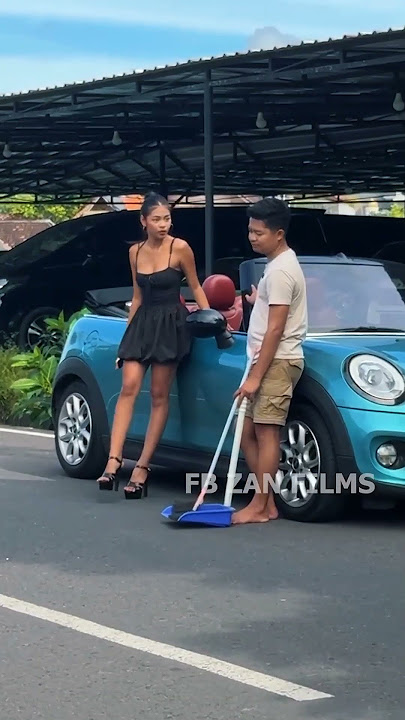 sumpah kalo aku jadi dia si malu banget Yah #prank #feedshorts #automobile #hiburan