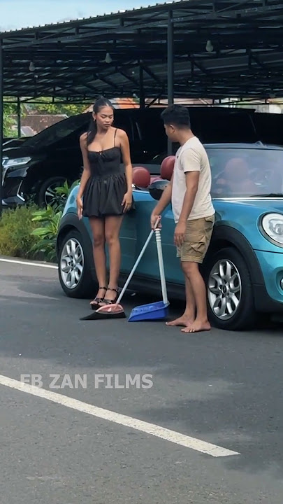 sumpah kalo aku jadi dia si malu banget Yah #prank #feedshorts #automobile #hiburan