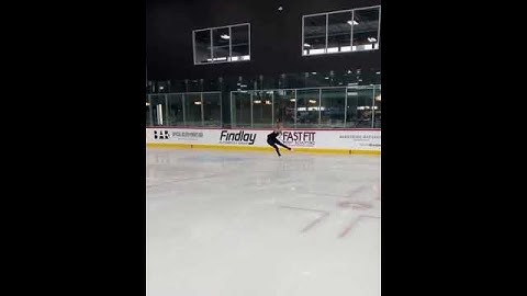 Female Figure Skater Does Triple Toe Trick - 1014270-5