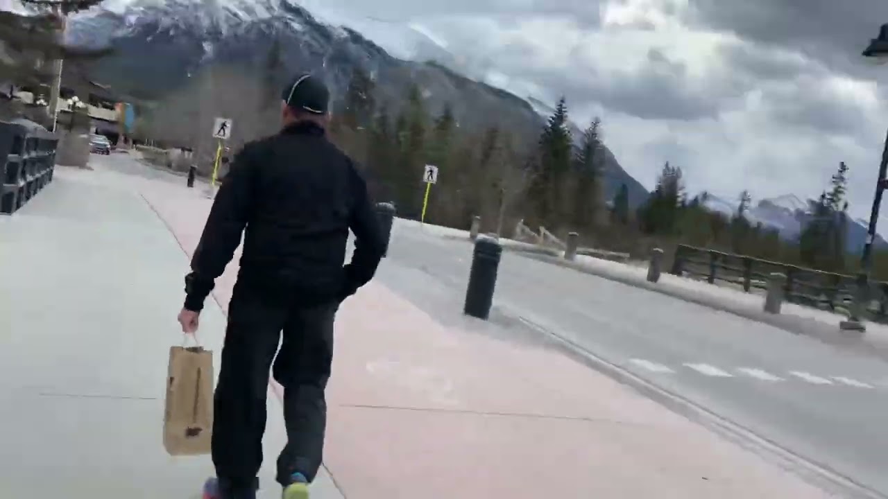 Street views in Canmore!! 