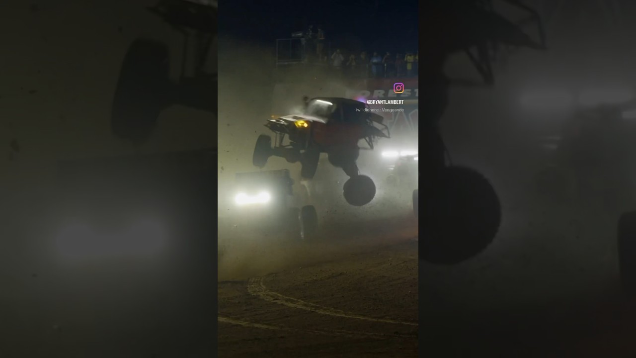Crandon Ultra 4 Crash 2023. Glad everyone was ok.