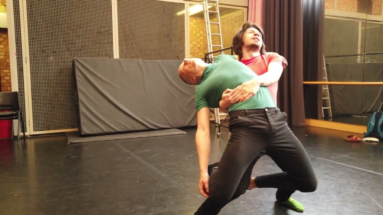 Showreel - Ensemble (Acrobatics)