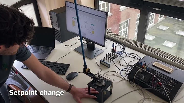 LQR control : Rotary Inverted Pendulum