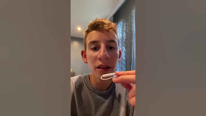 Don’t buy a matte screen protector #screenprotector #iphone