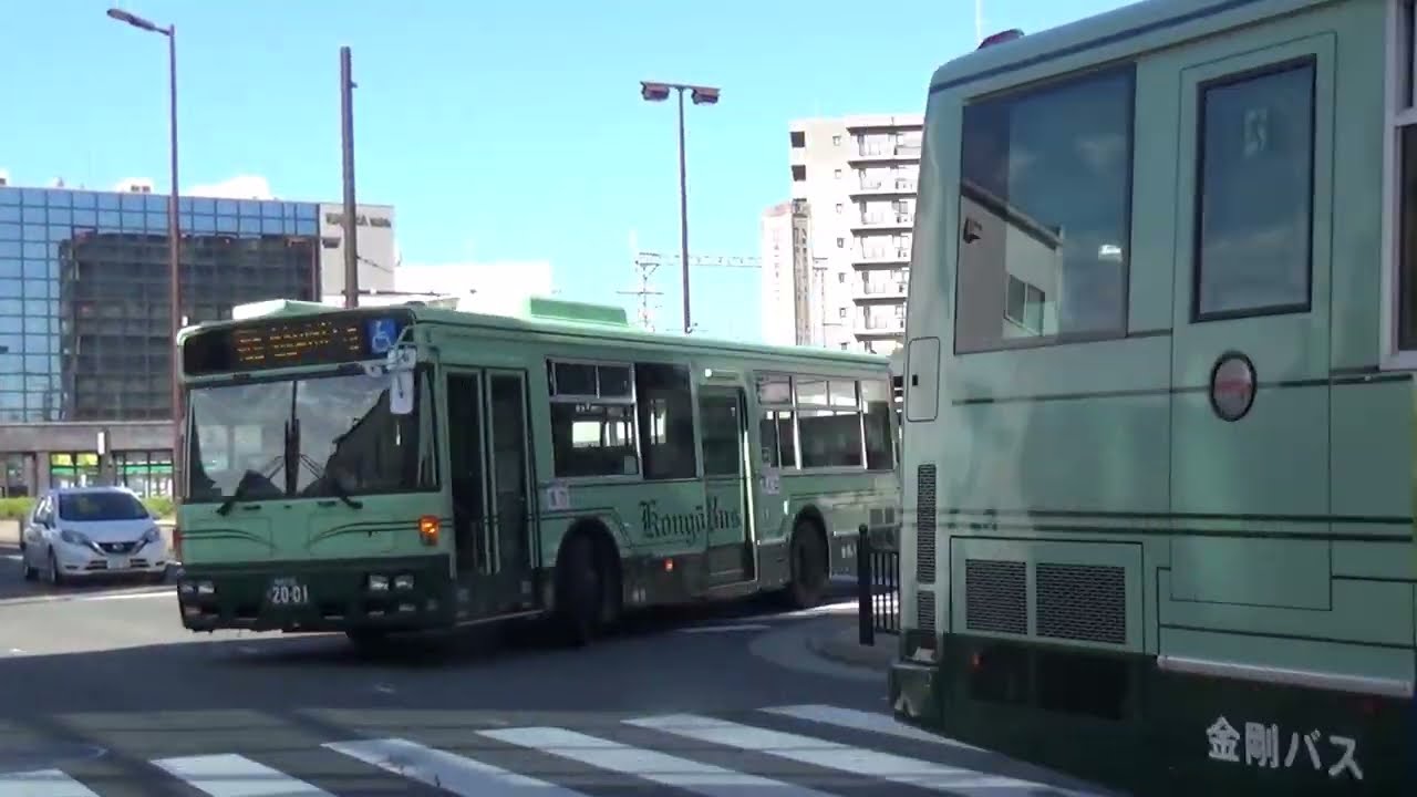 金剛バスの富田林駅バス停周辺 - YouTube