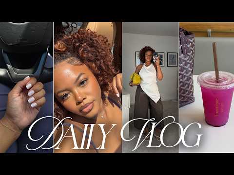 VLOG: We’re Losing the Plot 🌟 Romancing Rainy Days, Hair Refresh, Unpacking, &more | NaturallySunny