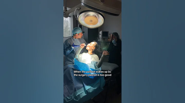 Anesthesiologist said the patient has to hear the song too😭 #tiktok #brunomars #ladygaga #comedy