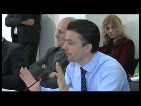 Panel - Kako poboljšati rad Poreske uprave Srbije, 27.03.2013. - deo 1