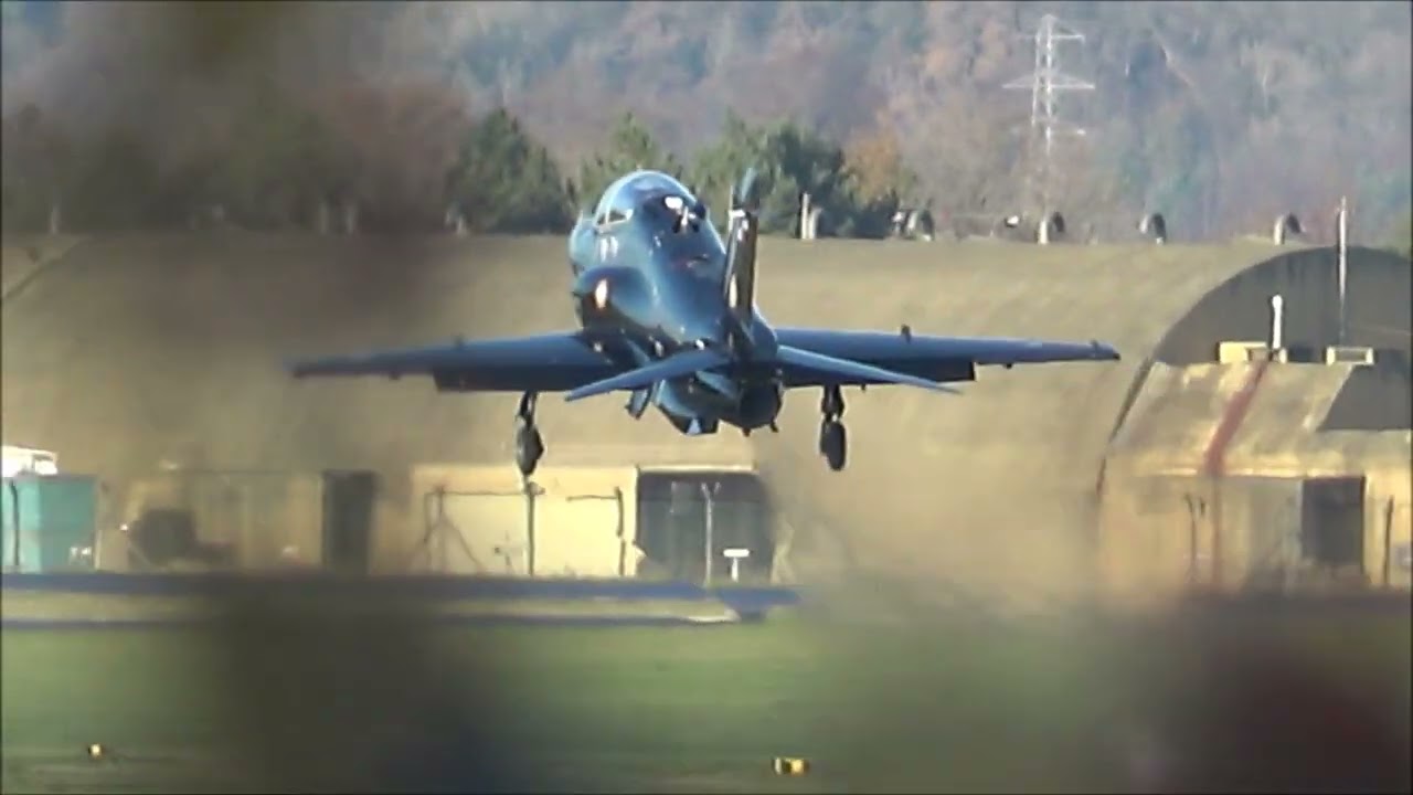 RAF Leeming, 25th November 2025. Hawks, Tutors & F-35s.