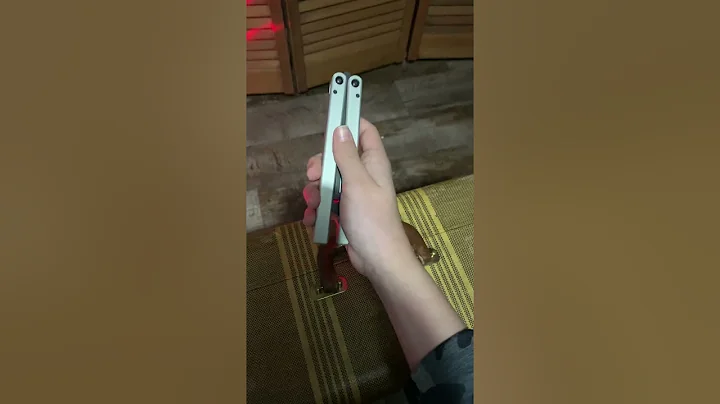 Balisong tricks for beginners #1 basic opening