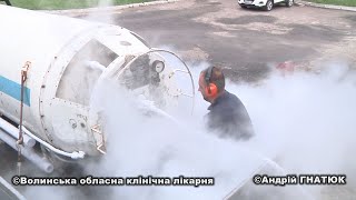 Коронавірус мутує, стає агресивнішим і більше уражає молодих. Про нові спостереження лікарів