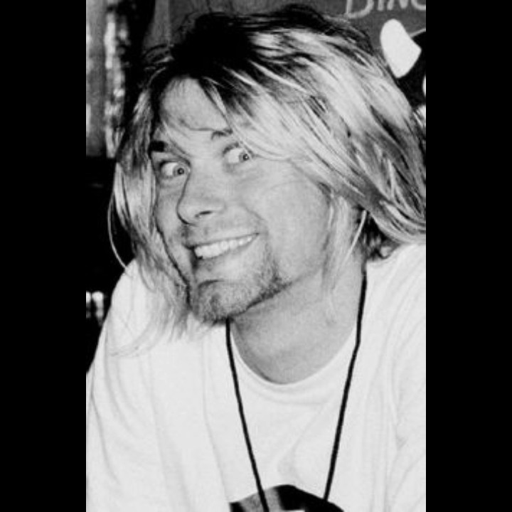 Photos you've probably never seen of Kurt Cobain: Part 2