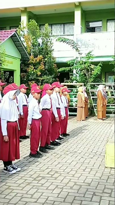 Kepada Sang Merah Putih Hormat...... Grak