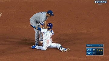 NLCS Gm1: Baez hustles to earn an RBI double