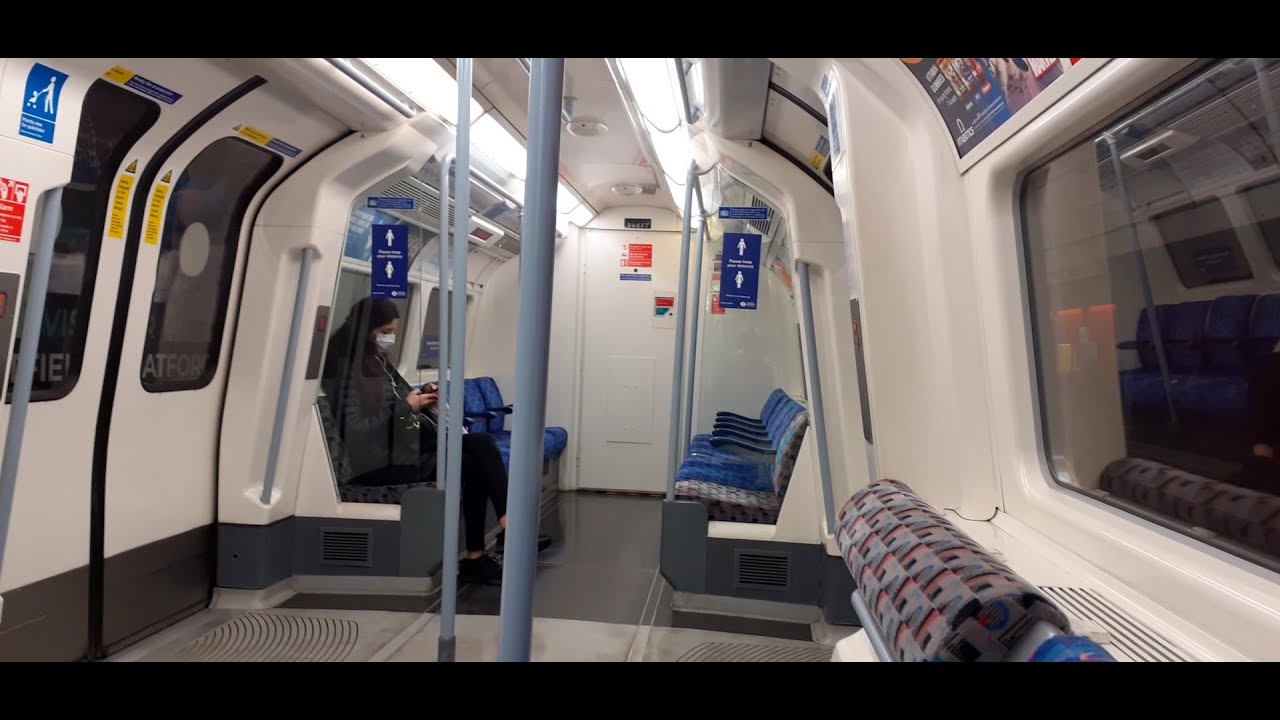 Train Ride From Green Park to Waterloo. London Underground Jubilee Line 1996TS Alstom 96077